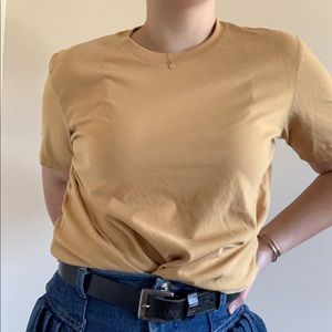 Uniqlo Tee Mustard Yellow Medium